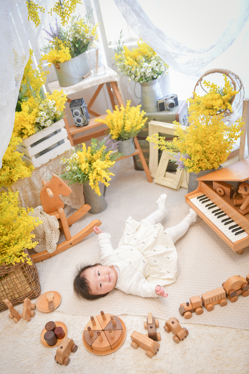 季節限定のミモザのフォトブースの登場です！ミモザの花って、本当にきれいですよね、、、大好きな花の一つです。