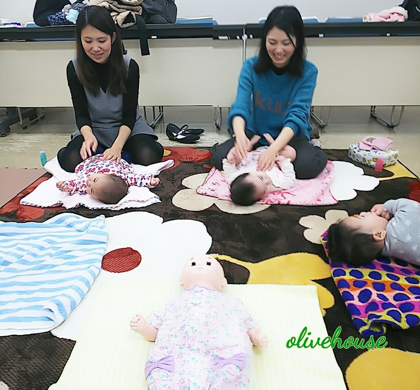 2ヶ月から1歳すぎの赤ちゃんも参加しています